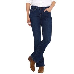 NWT LEVI’S Classic Women's 529 Curvy Mid rise Bootcut Denim Blue Jeans size 16
